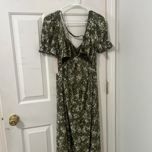 XL and it’s brand new with tags